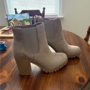 Soda Glove - Ankle Boot w/Lug Sole Elastic Gore and Chunky Heel